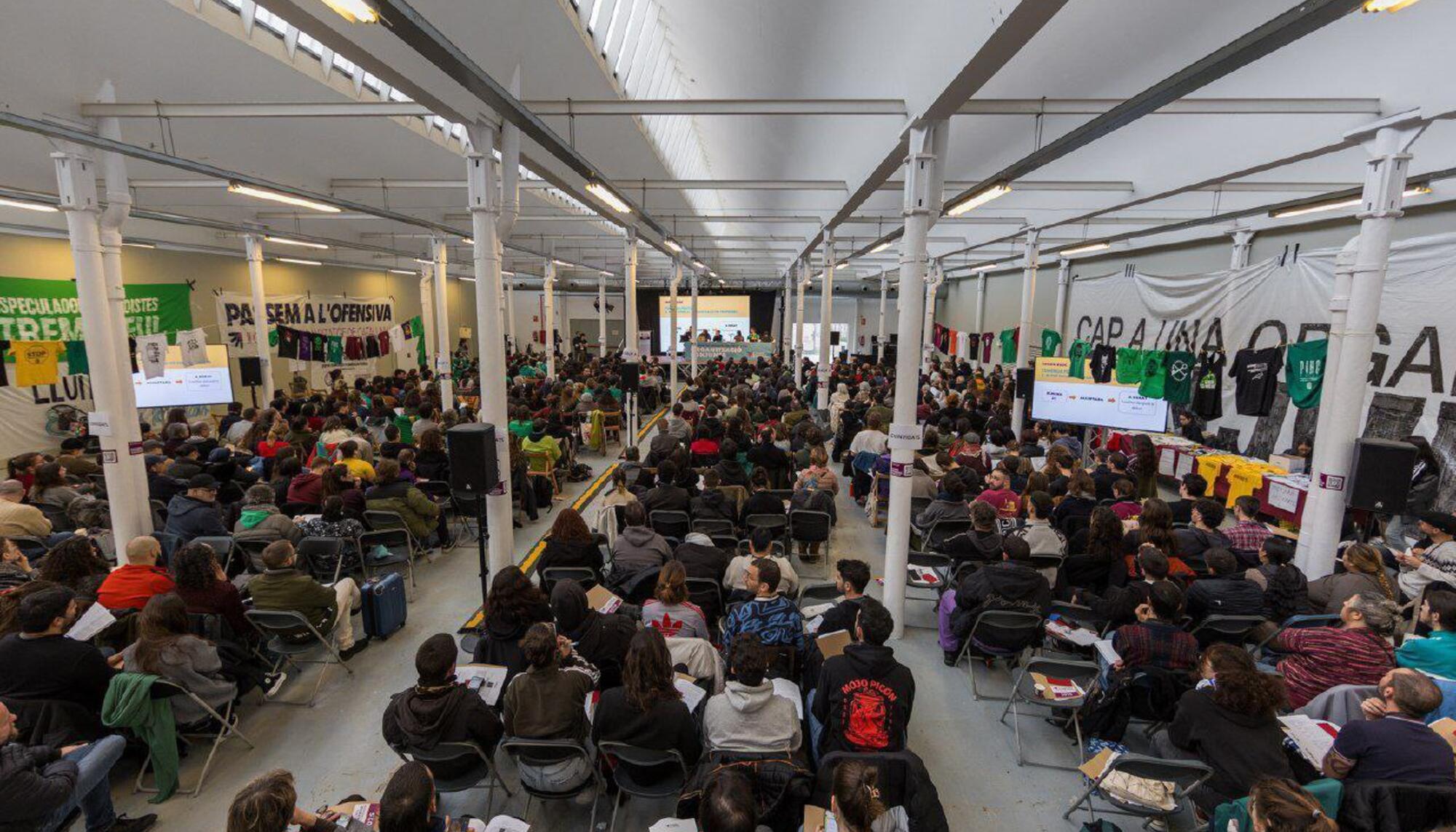 Cientos de personas se reunieron el 8 y 9 de febrero de 2025 en Granollers en el II Congreso de Vivienda de Catalunya.